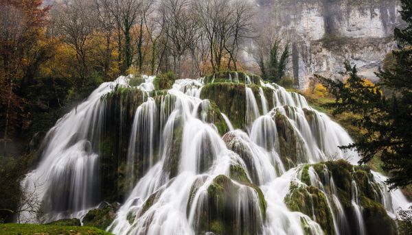 Waterfall Baume Les Messieurs, Jura